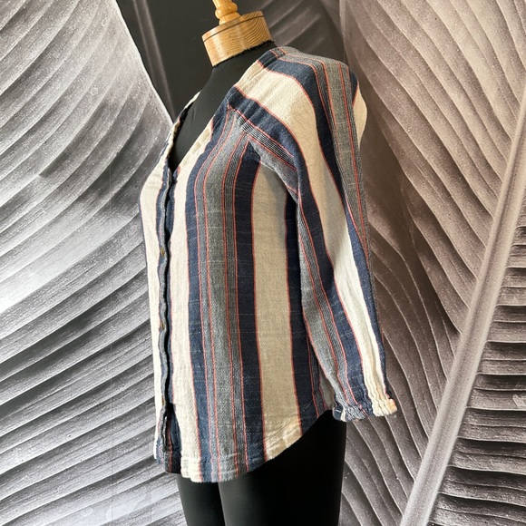 Anthropologie Cloth & Stone Top M Striped Denim Nubby Cotton Button Front - Picture 5 of 14